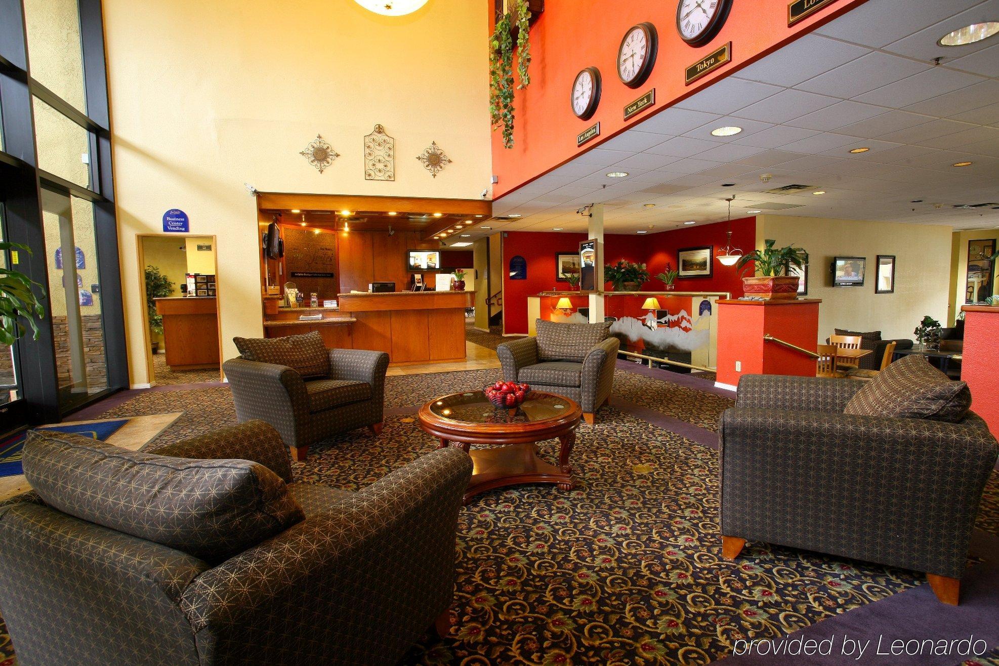 Hotel D'Lins Ontario Airport מראה פנימי תמונה